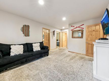 1201 Canarsee Street, South Lake Tahoe, CA 96150 Photo