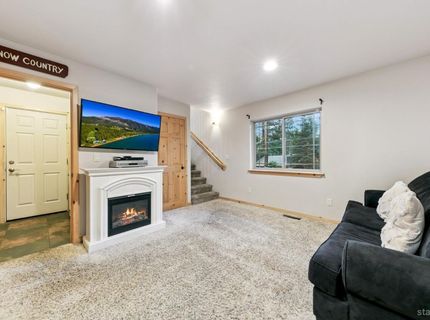 1201 Canarsee Street, South Lake Tahoe, CA 96150 Photo