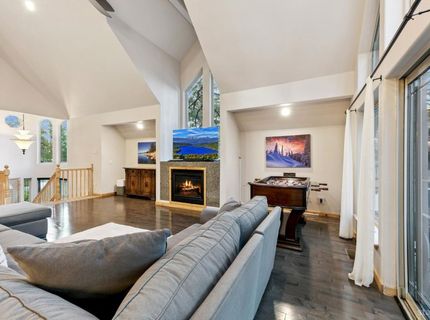 1201 Canarsee Street, South Lake Tahoe, CA 96150 Photo