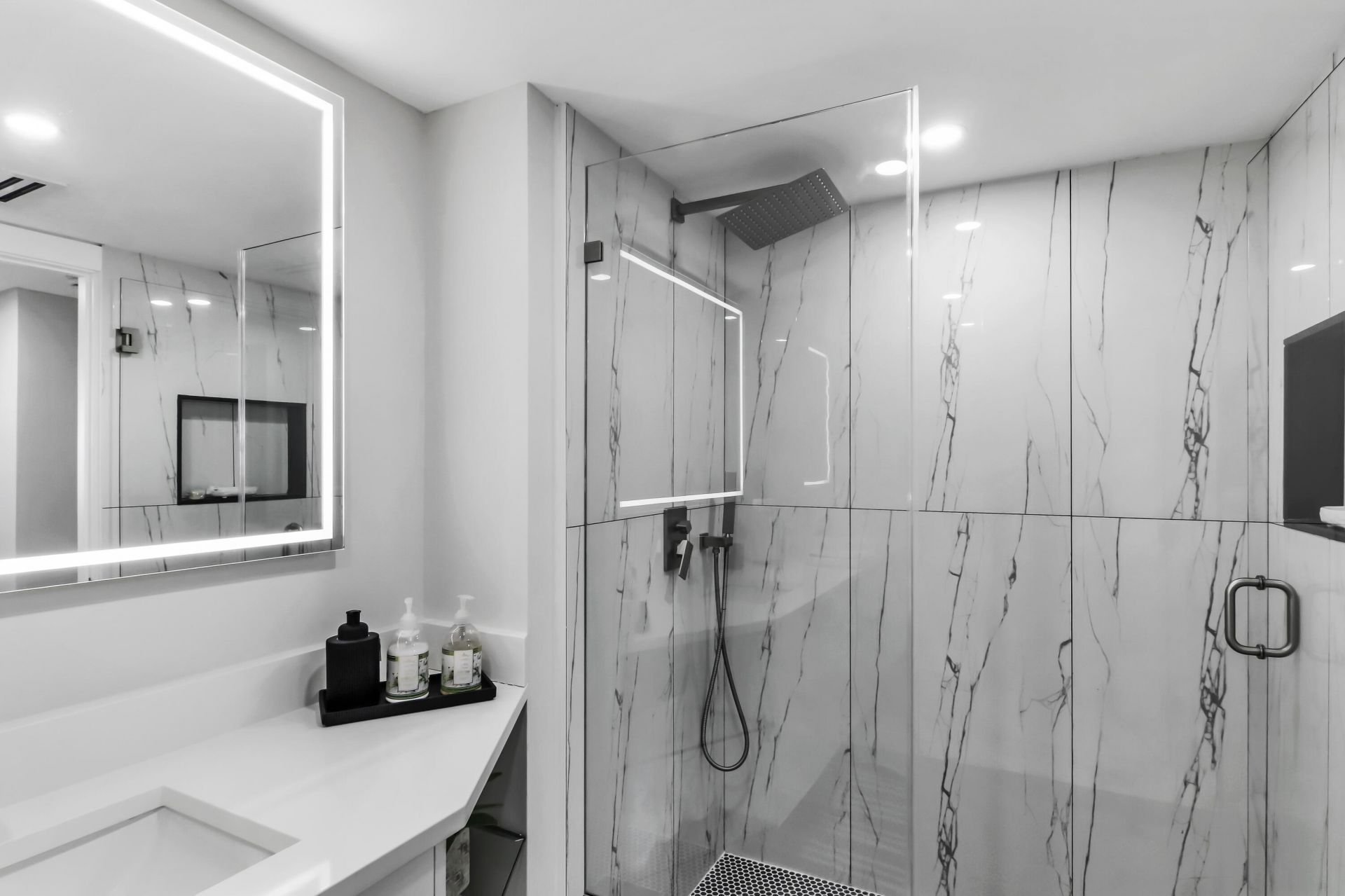 44 Yacht Club Drive, Unit 611, North Palm Beach, FL 33408 Photo