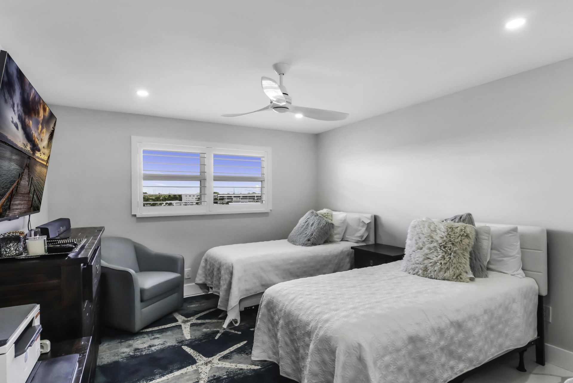44 Yacht Club Drive, Unit 611, North Palm Beach, FL 33408 Photo