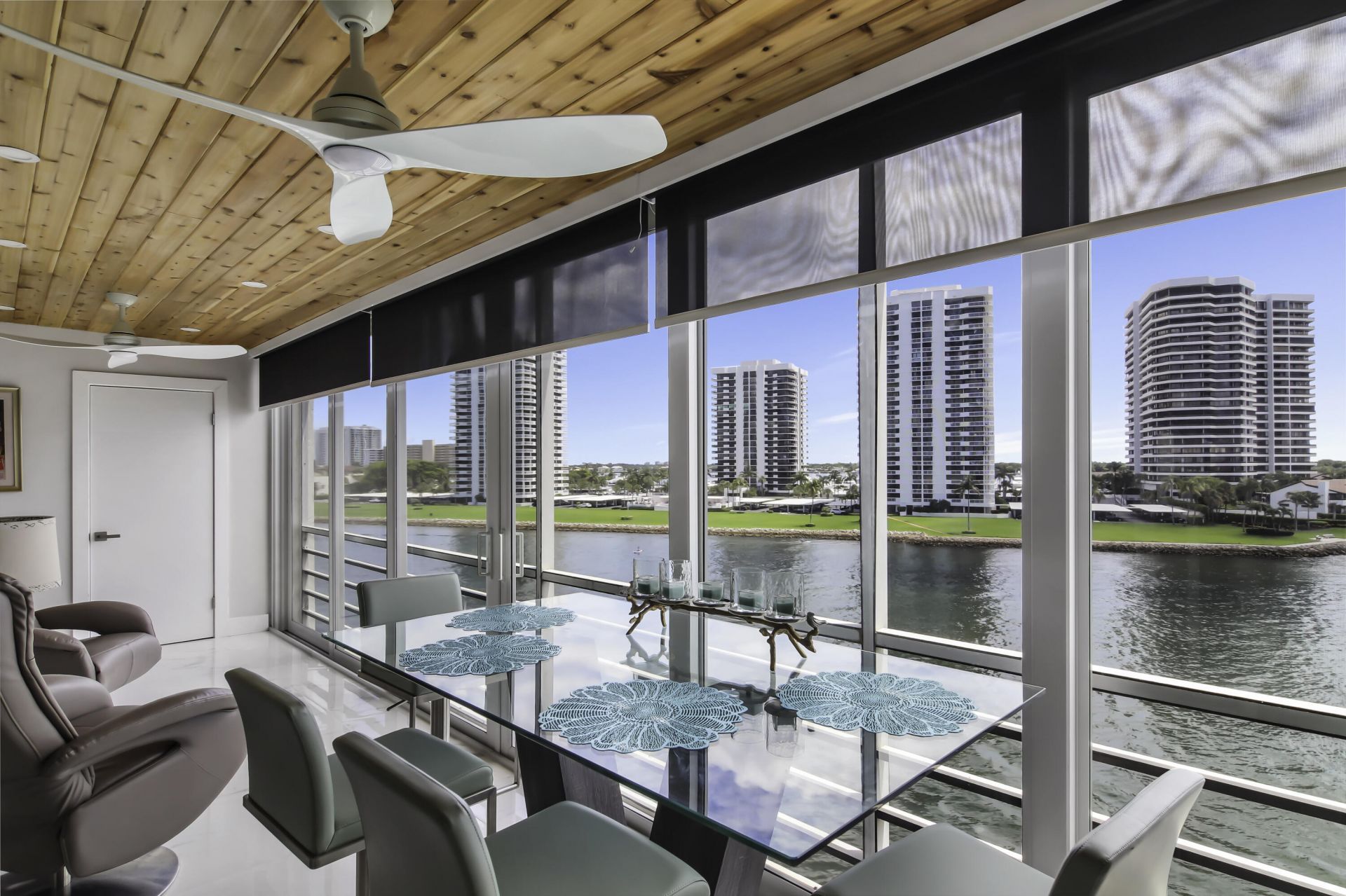 44 Yacht Club Drive, Unit 611, North Palm Beach, FL 33408 Photo