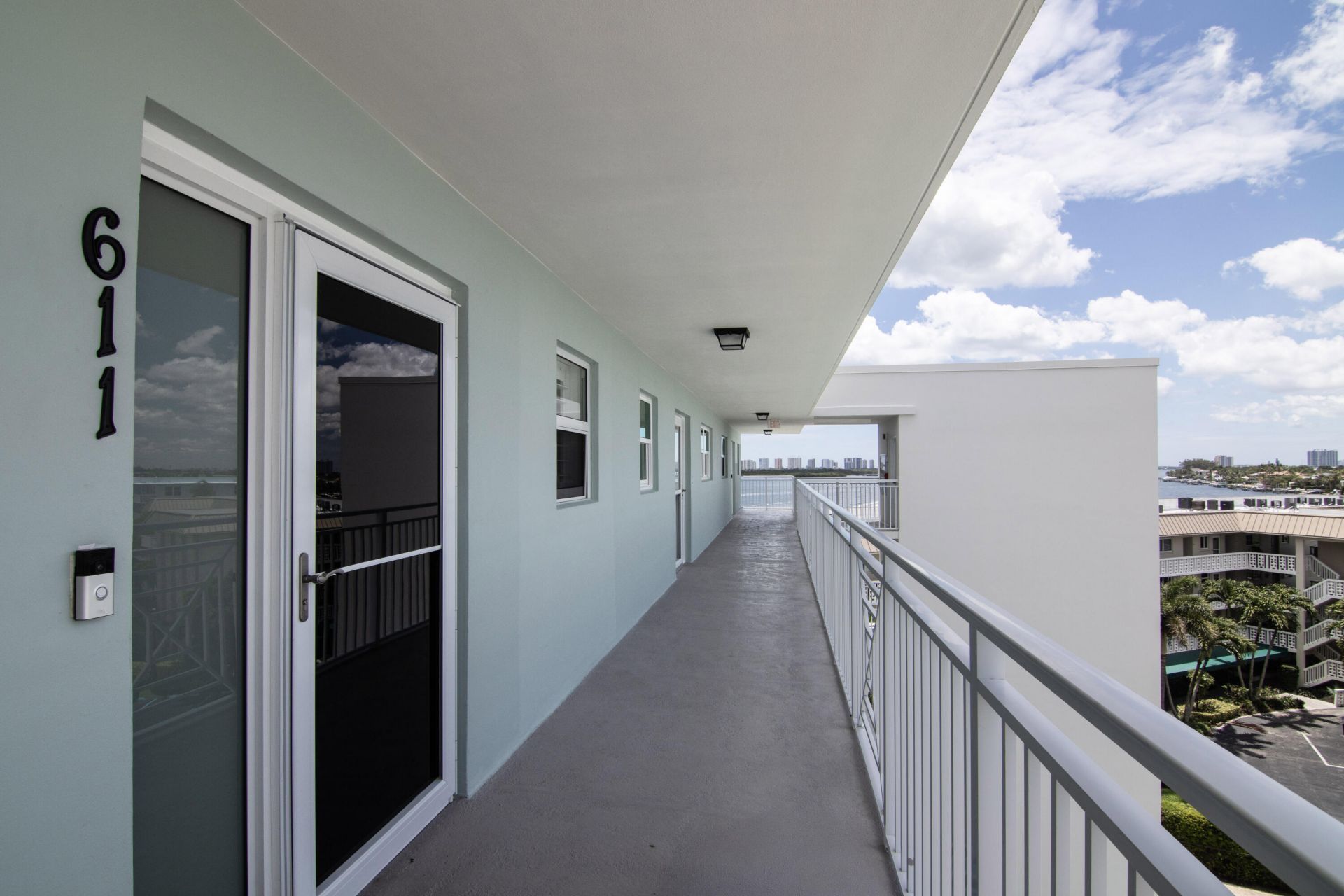 44 Yacht Club Drive, Unit 611, North Palm Beach, FL 33408 Photo