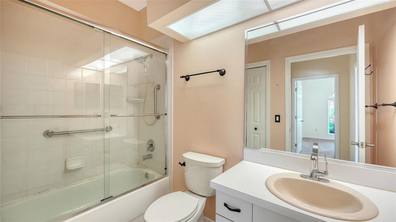 7287 38th Court E, Sarasota, FL 34243 Photo