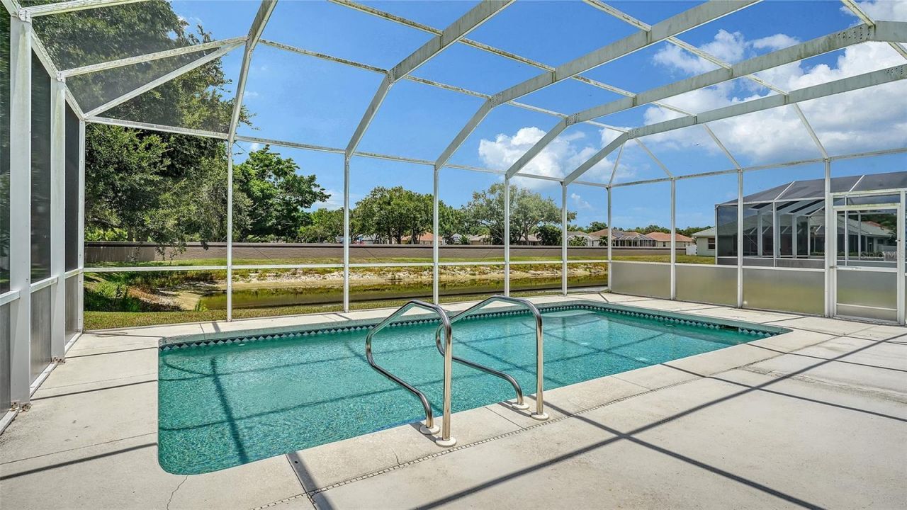 7287 38th Court E, Sarasota, FL 34243 Photo