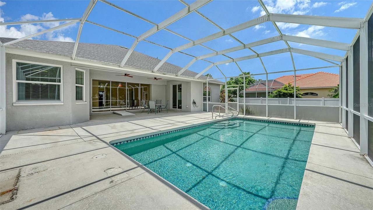 7287 38th Court E, Sarasota, FL 34243 Photo