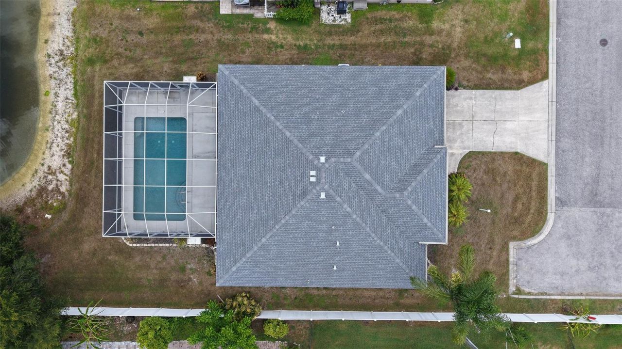 7287 38th Court E, Sarasota, FL 34243 Photo