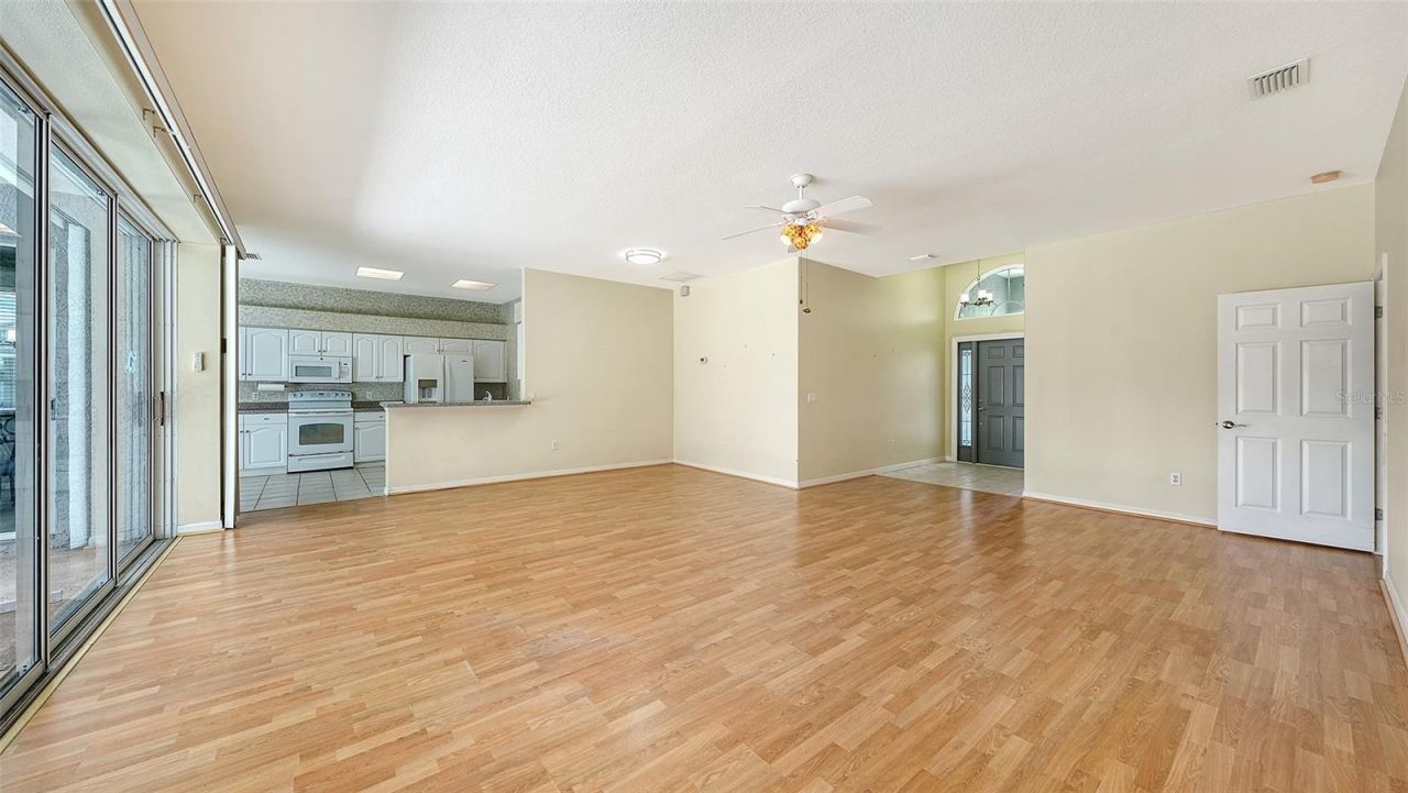 7287 38th Court E, Sarasota, FL 34243 Photo