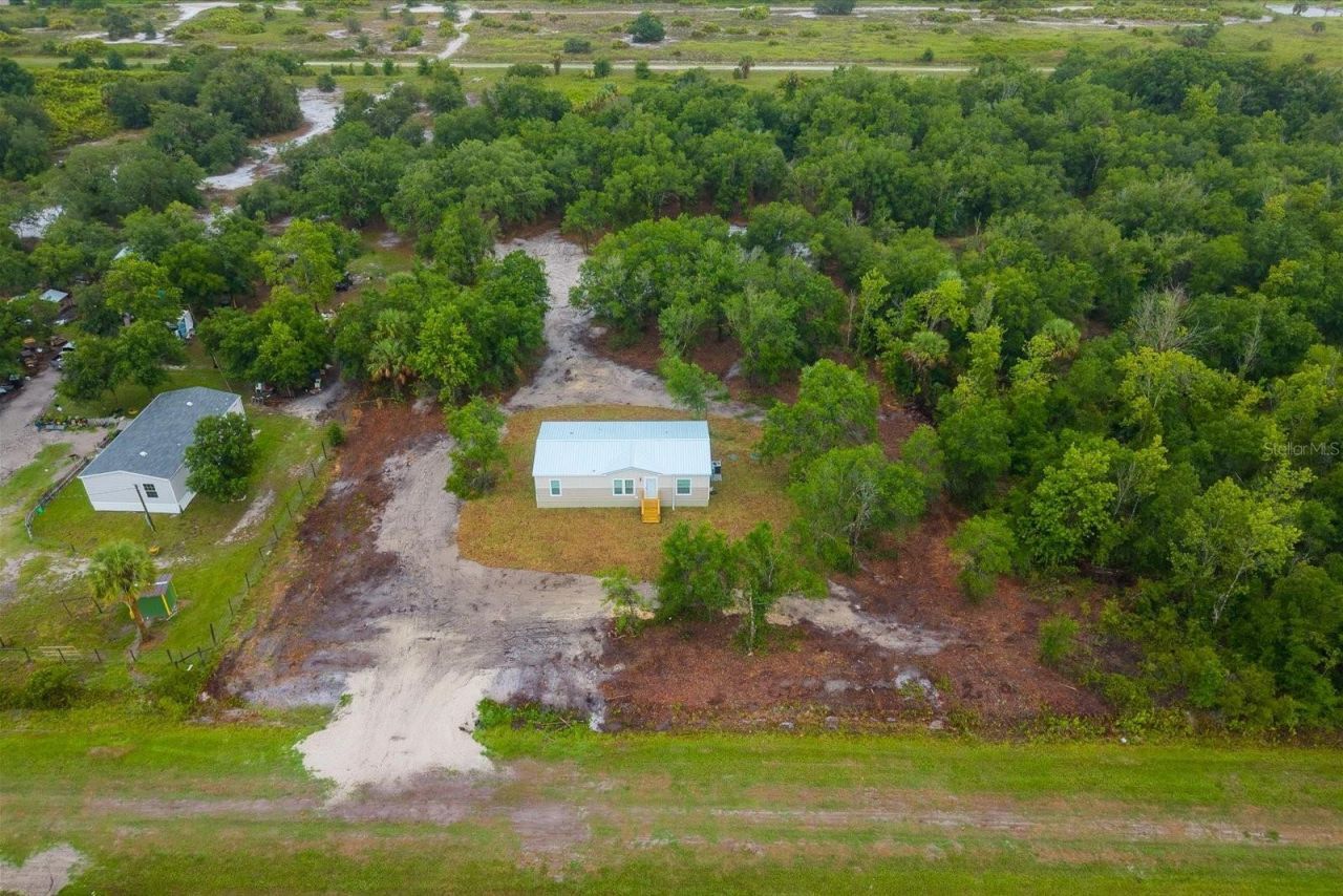 16226 NW 254th Street , Okeechobee, FL 34972 Photo