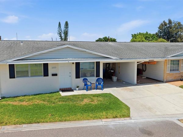 10013 DAHLIA ST N , PINELLAS PARK, FL 33782