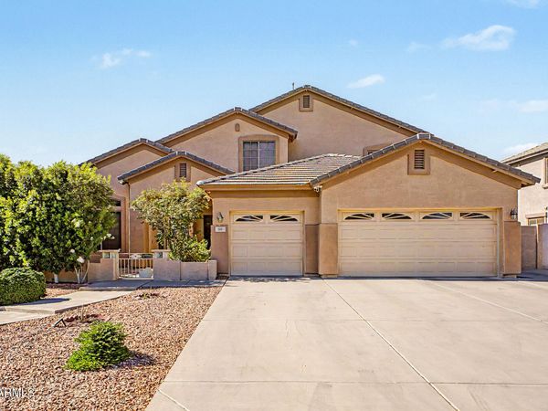 66 E Julian Drive, Gilbert, AZ 85295