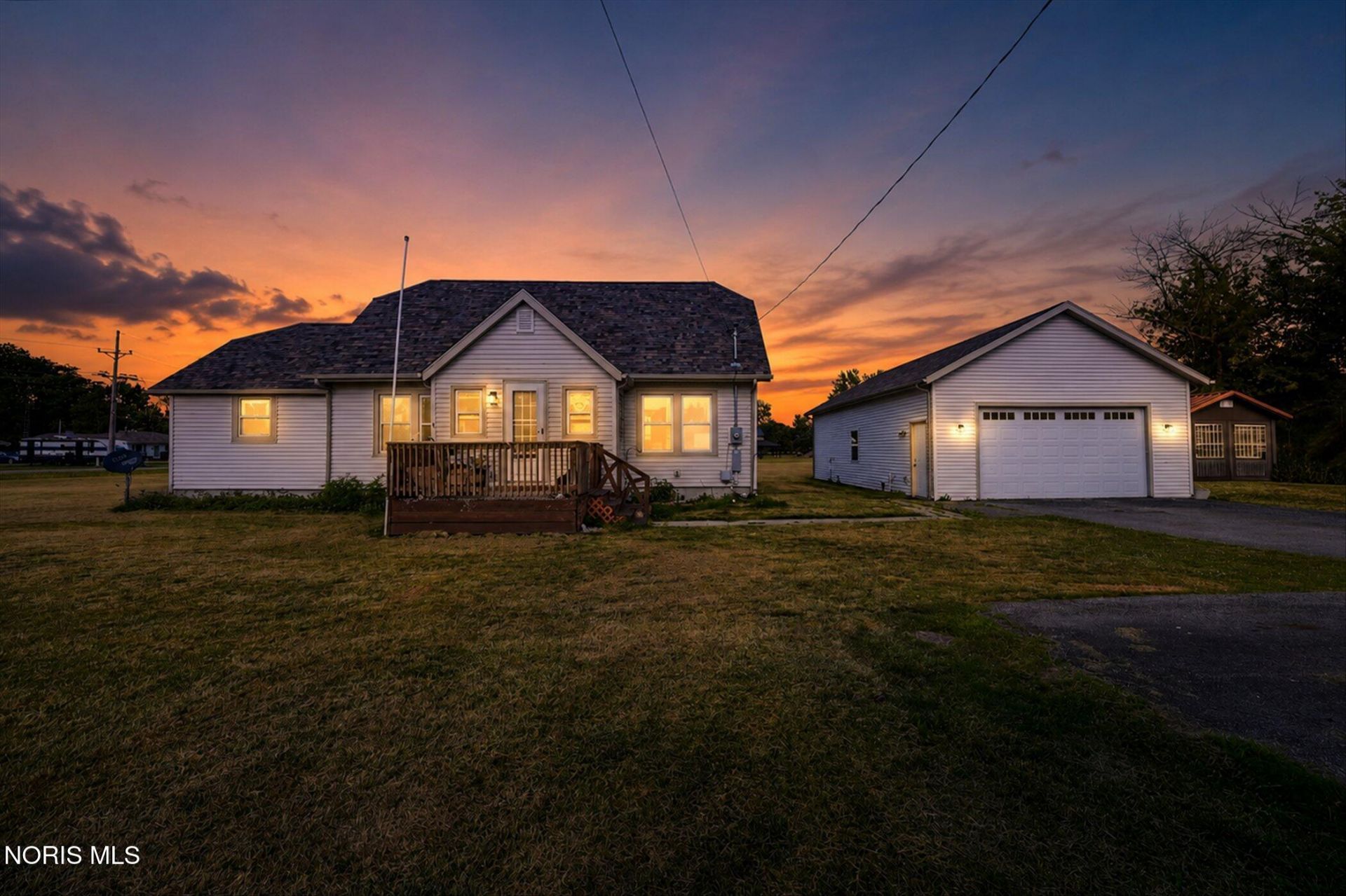 760 N Cousino Road, Oregon, OH 43616 Main Photo