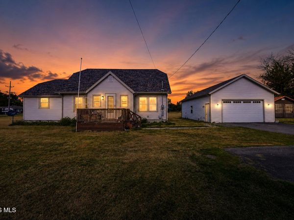 760 N Cousino Road , Oregon, OH 43616