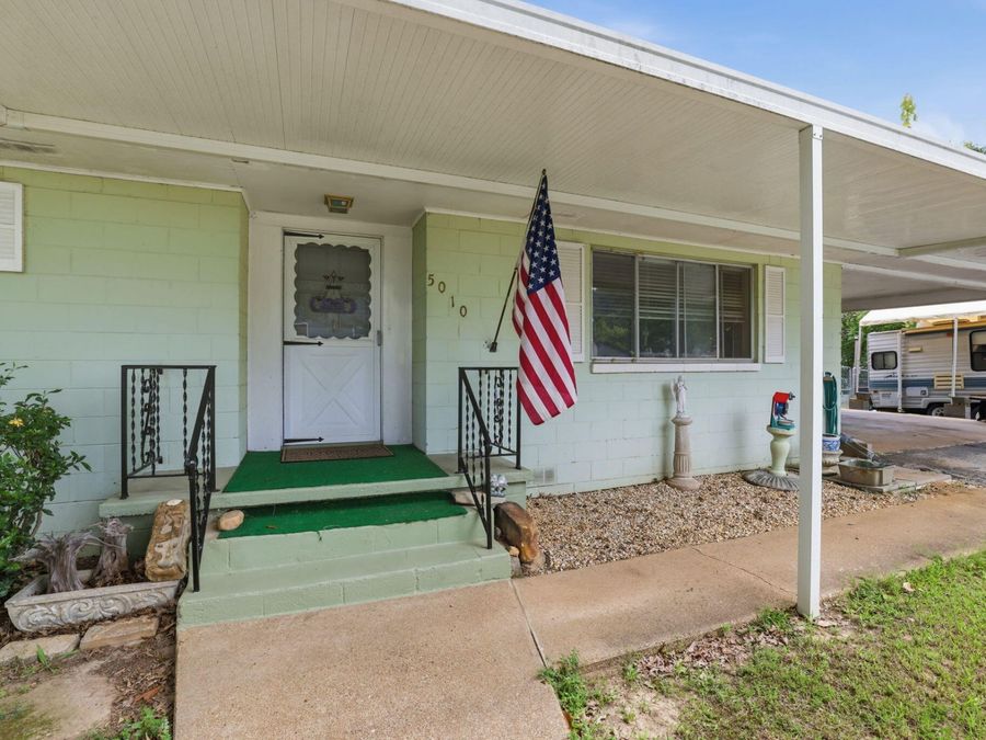 Property Image 5