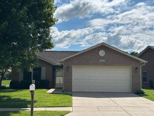 1260 Autumn Walk, Hamilton, OH 45013