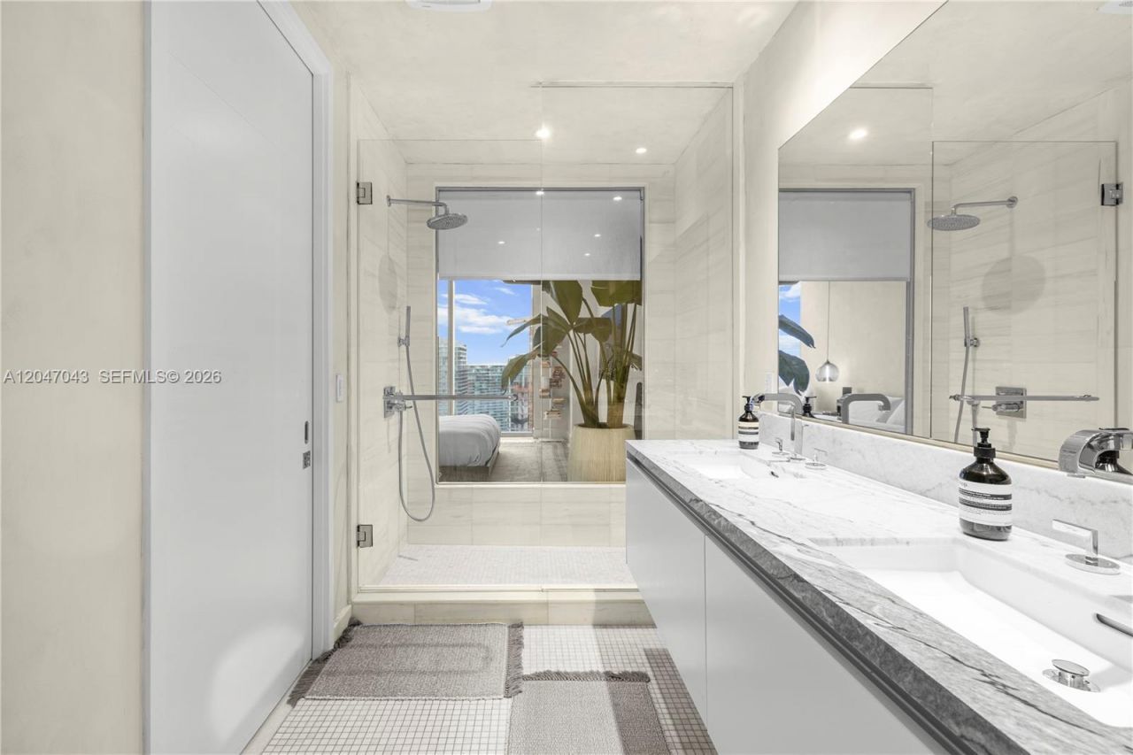 700 NE 26th Ter , Unit 5006, Miami, FL 33137 Photo