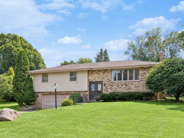 14925 32nd Avenue N, Plymouth, MN 55447