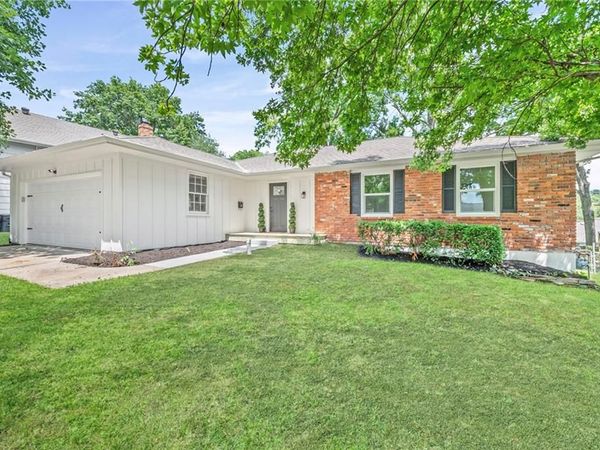10443 College Avenue, Kansas City, MO 64137