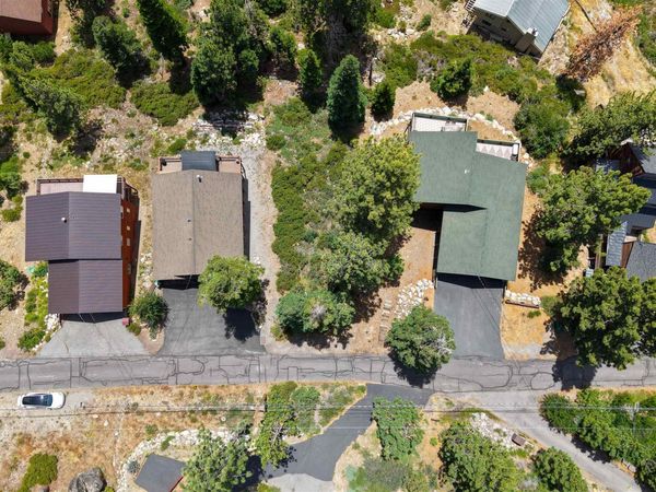 14635 Denton Avenue, Truckee, CA 96161
