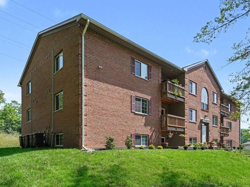 1605 W Augusta Boulevard, Unit 181, Fairfield, OH 45014 Photo 3