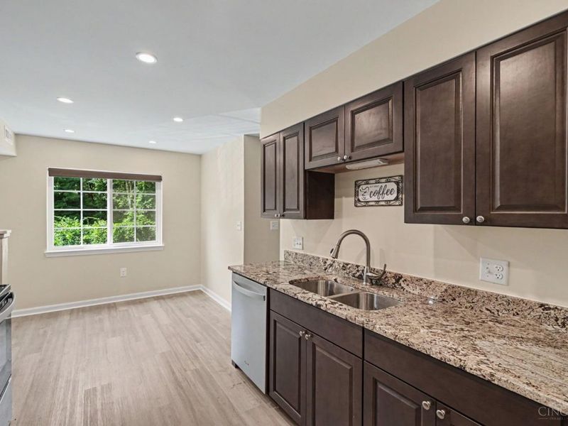 1605 W Augusta Boulevard, Unit 181, Fairfield, OH 45014 Photo 8