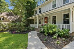 38 S Hampton Drive photo 4