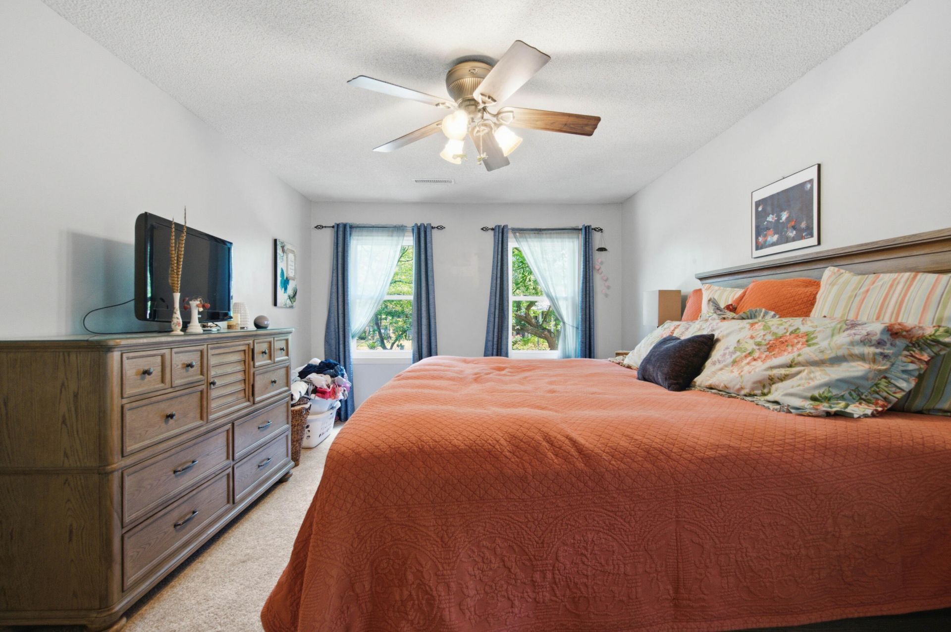 38 S Hampton Drive Photo 37