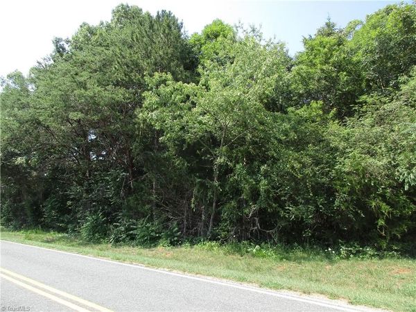 00 W Westmoreland Road, King, NC 27021