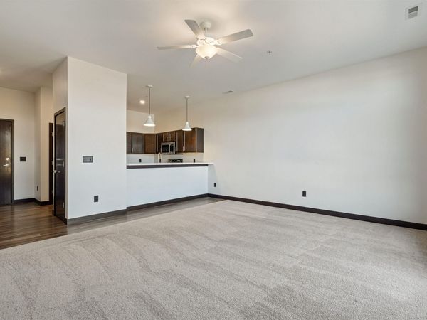 120 Twin Steeples Circle NE #213 , Dyersville, IA 52040
