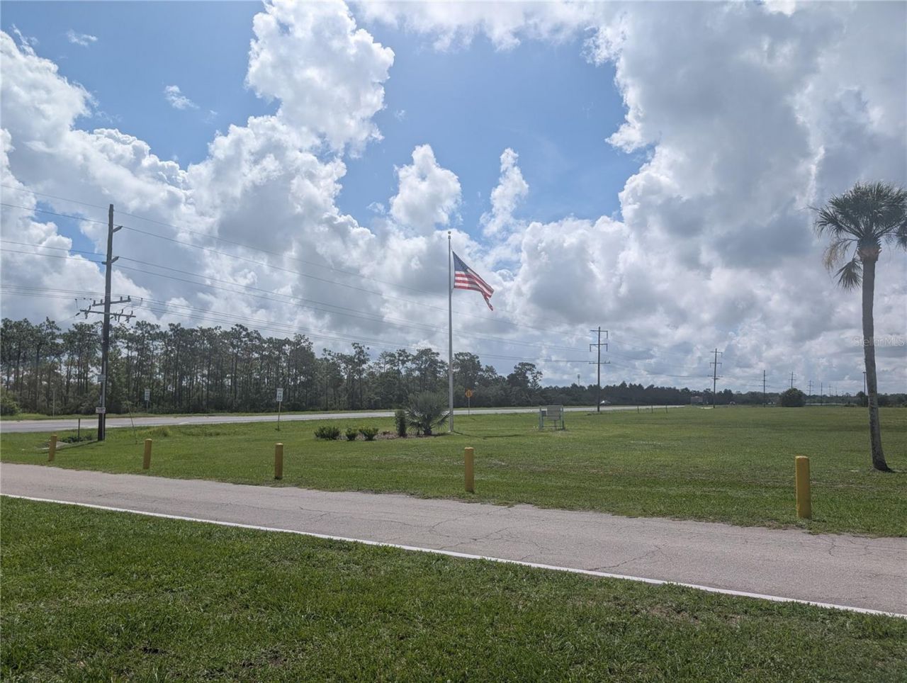 Deland Avenue , Indian Lake Estates, FL 33855 Photo