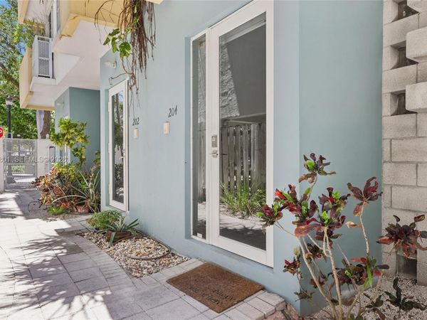 204 Washington Ave , Unit 13, Miami Beach, FL 33139