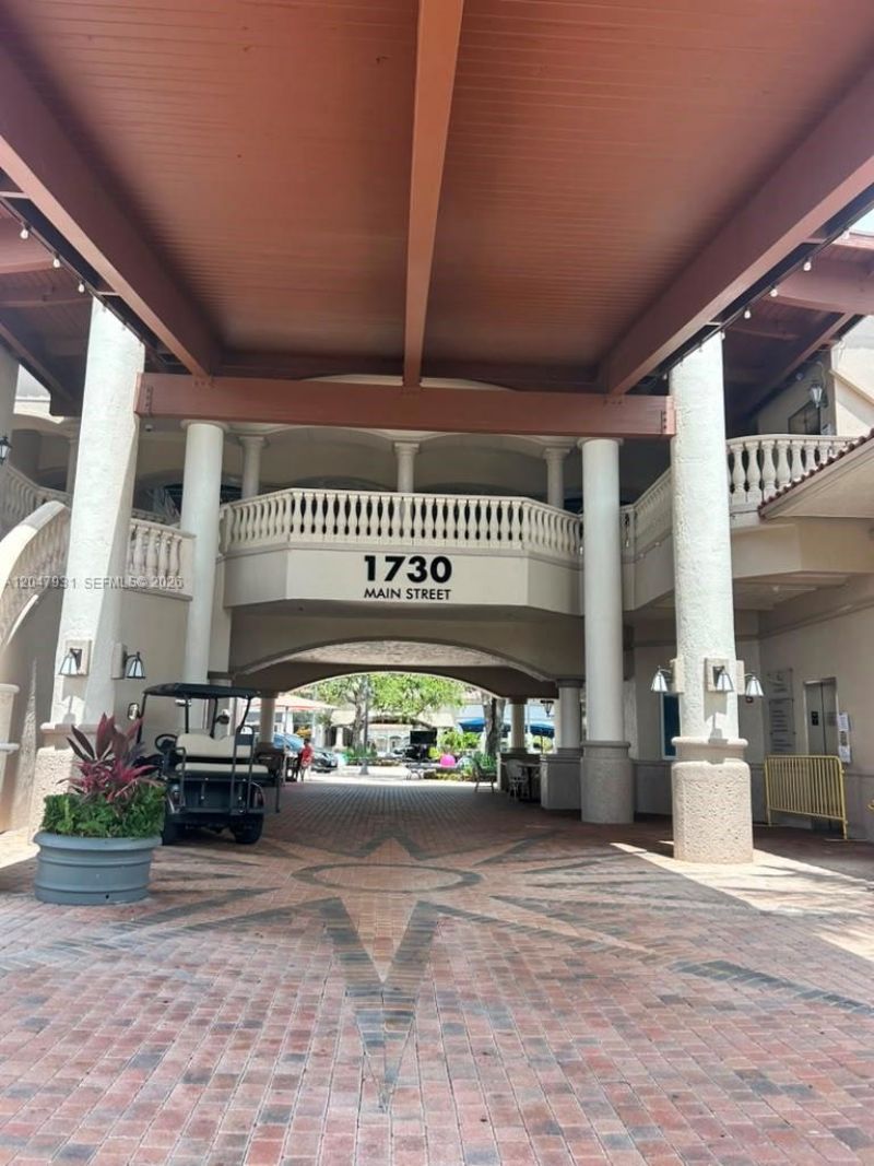 1730 Main St , Unit 210, Weston, FL 33326 Photo