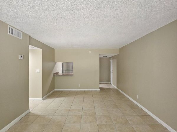 1720 N Congress Avenue, Unit 107, West Palm Beach, FL 33401