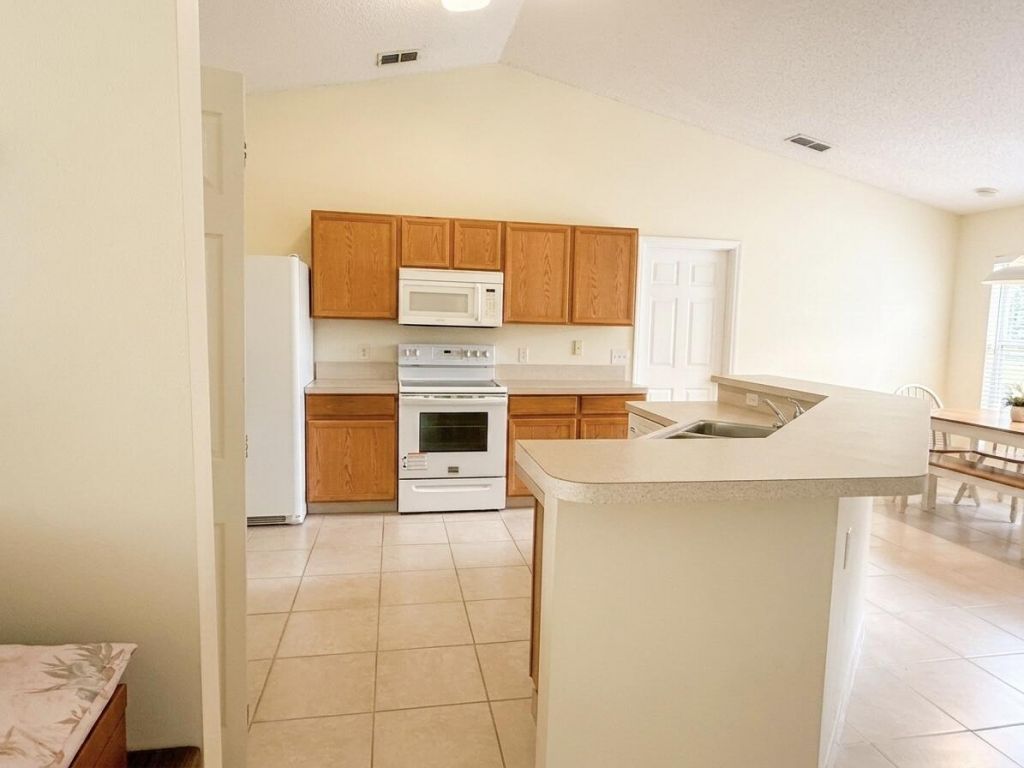 2187 SW Cameo Boulevard, Port Saint Lucie, FL 34953 Photo