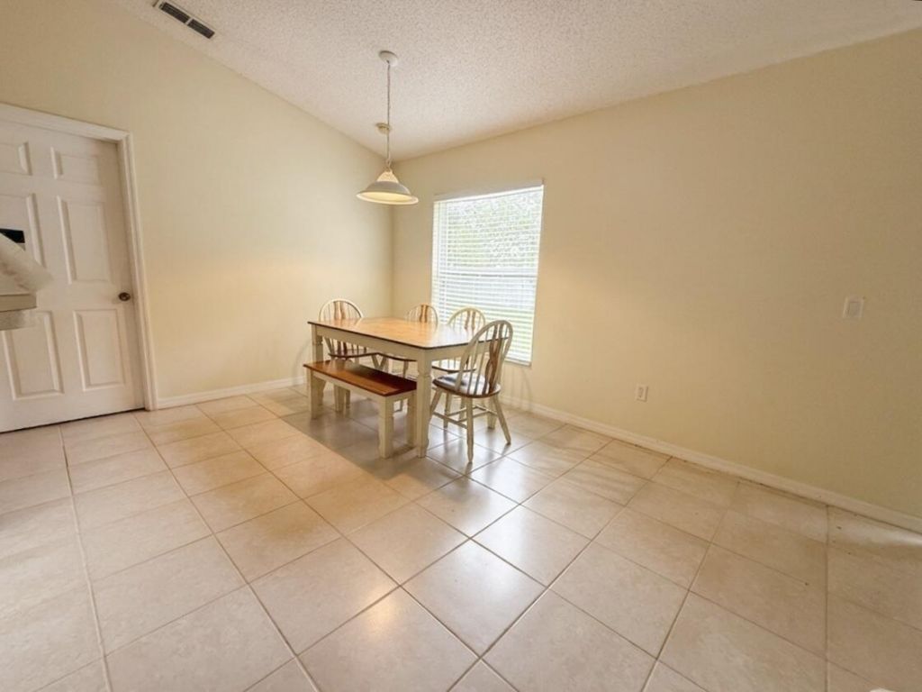 2187 SW Cameo Boulevard, Port Saint Lucie, FL 34953 Photo