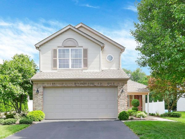 6198 Kensington Glen Drive, Canal Winchester, OH 43110