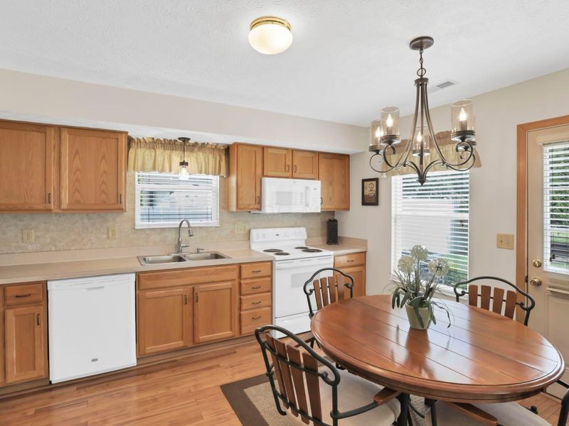 6198 Kensington Glen Drive, Canal Winchester, OH 43110 Photo 13