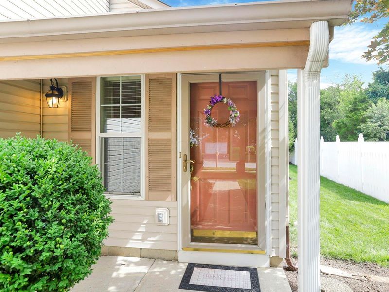 6198 Kensington Glen Drive, Canal Winchester, OH 43110 Photo 5