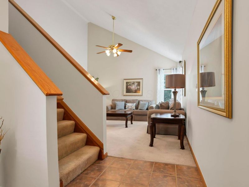6198 Kensington Glen Drive, Canal Winchester, OH 43110 Photo 7
