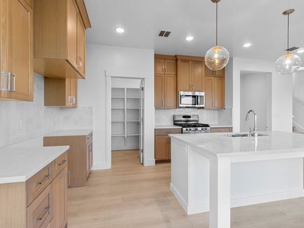 739 N 600 W, Unit 215, Tremonton, UT 84337
