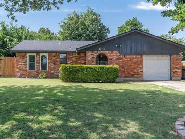 3204 Marla Lane, Edmond, OK 73034