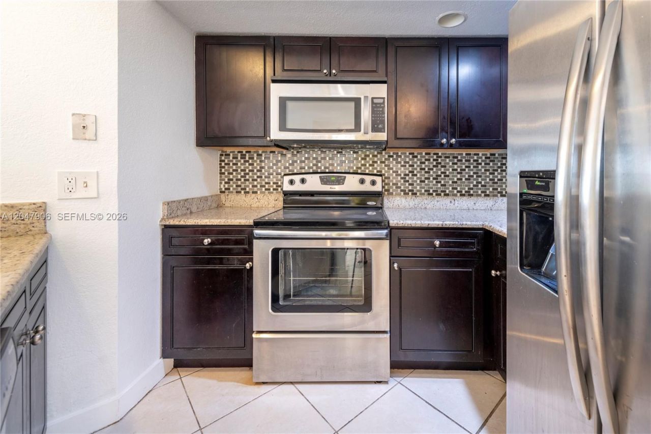 3480 N Pinewalk Dr N , Unit 116, Margate, FL 33063 Photo