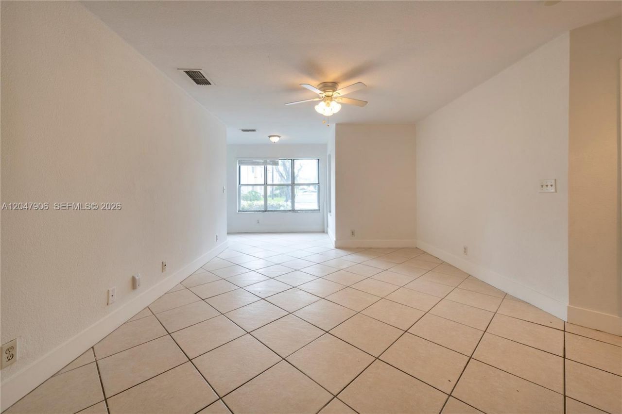3480 N Pinewalk Dr N , Unit 116, Margate, FL 33063 Photo