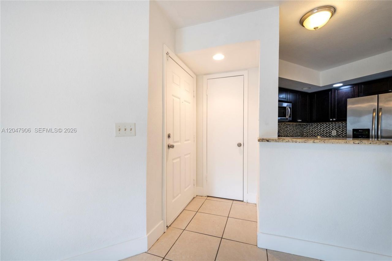 3480 N Pinewalk Dr N , Unit 116, Margate, FL 33063 Photo
