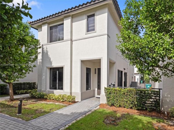 4388 NW 81st Ave, Unit 4388, Doral, FL 33166