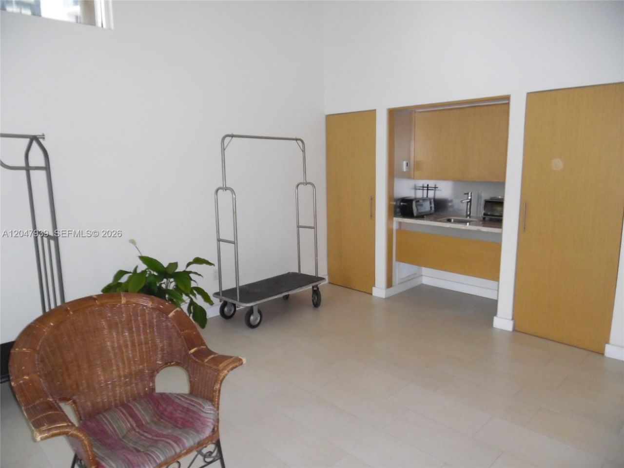 8911 Collins Ave , Unit 1102, Surfside, FL 33154 Photo