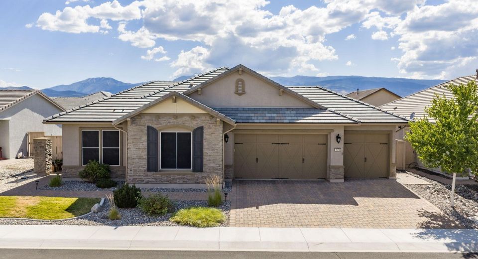 9675 Thesolious Lane, Reno, NV 89521 Photo
