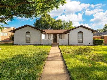 8348 Hillside Drive, Frisco, TX 75033