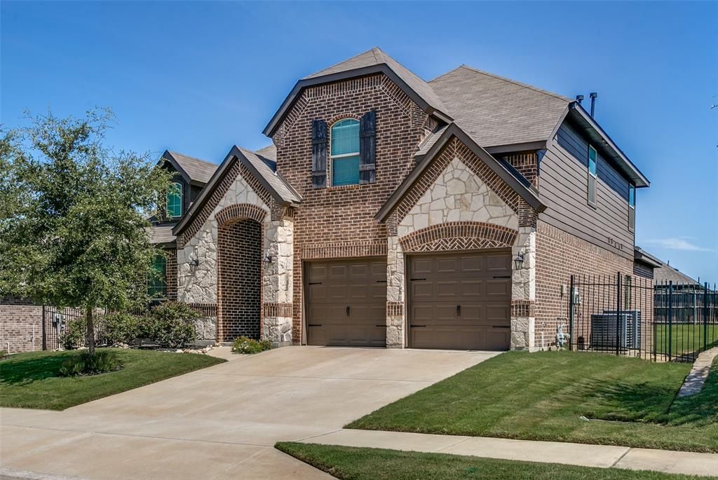 5444 Strong Stead Drive, Fort Worth, TX 76123 Main Photo