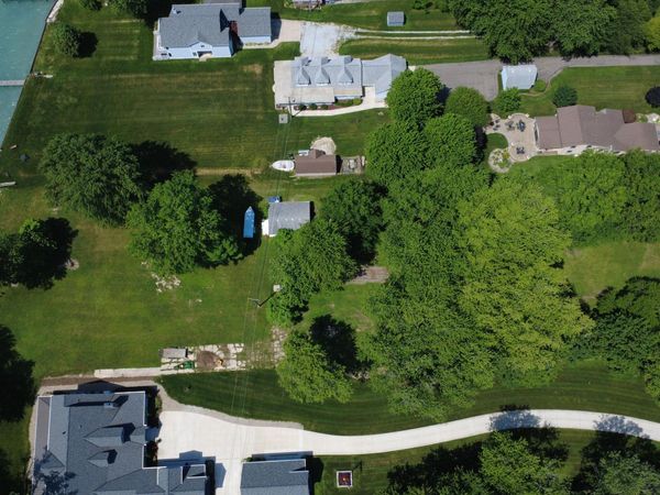 38172 Murdick Drive, New Baltimore, MI 48047